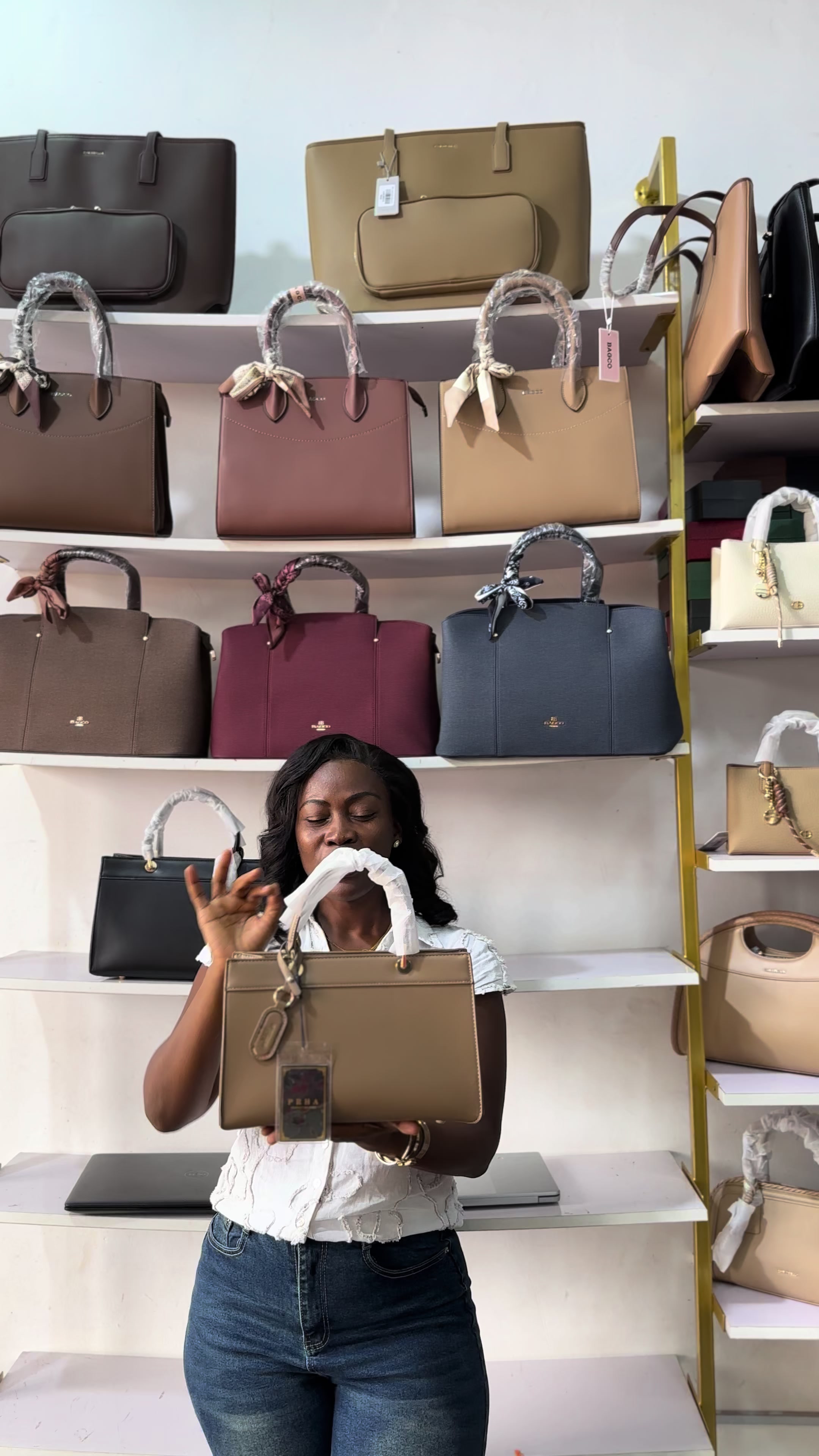 @Bloombag