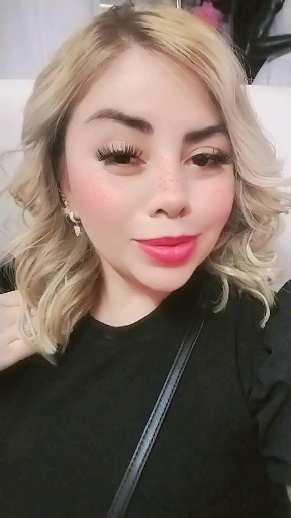 @Rosaitzeloficial