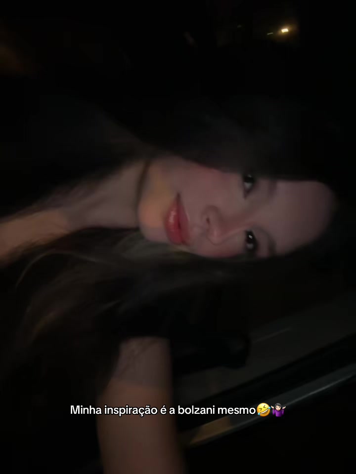 @Victoria burato💕