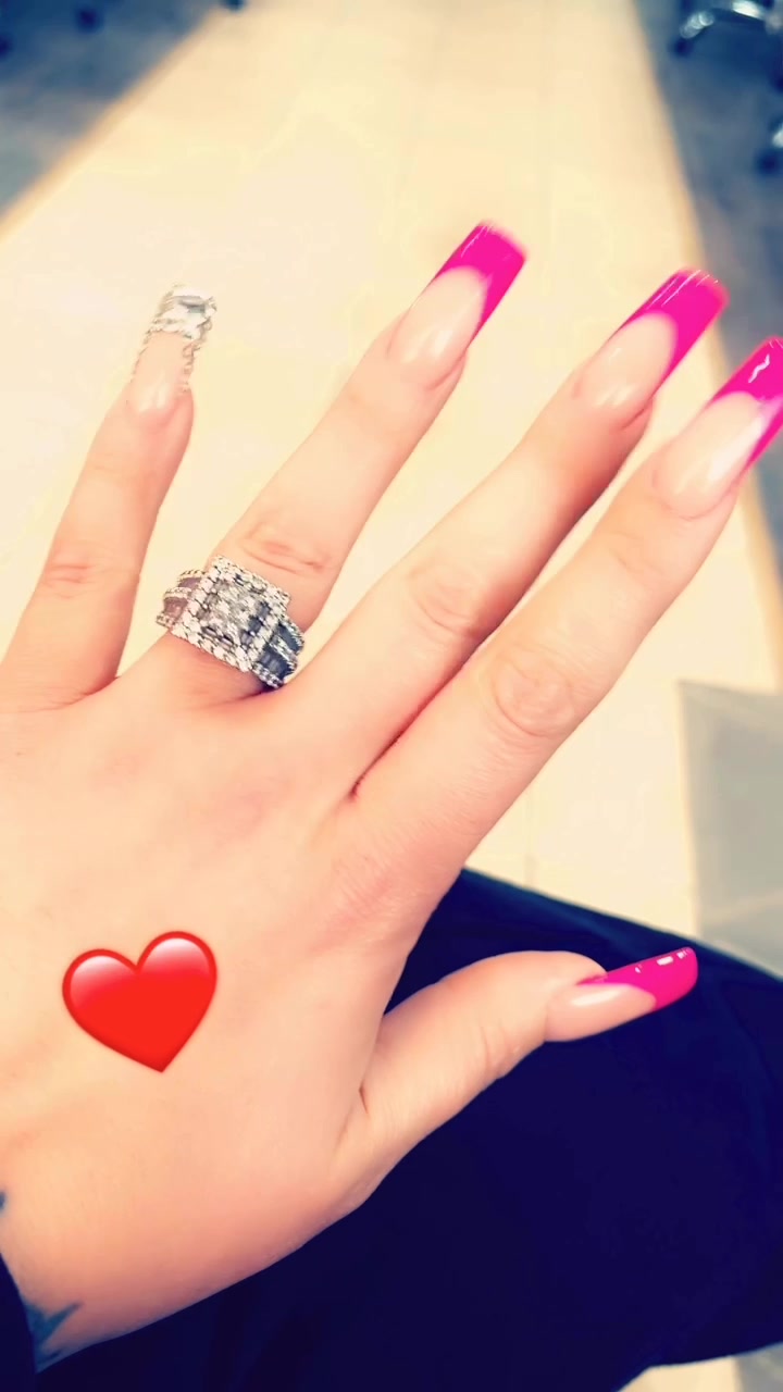 @stillwinninghoe