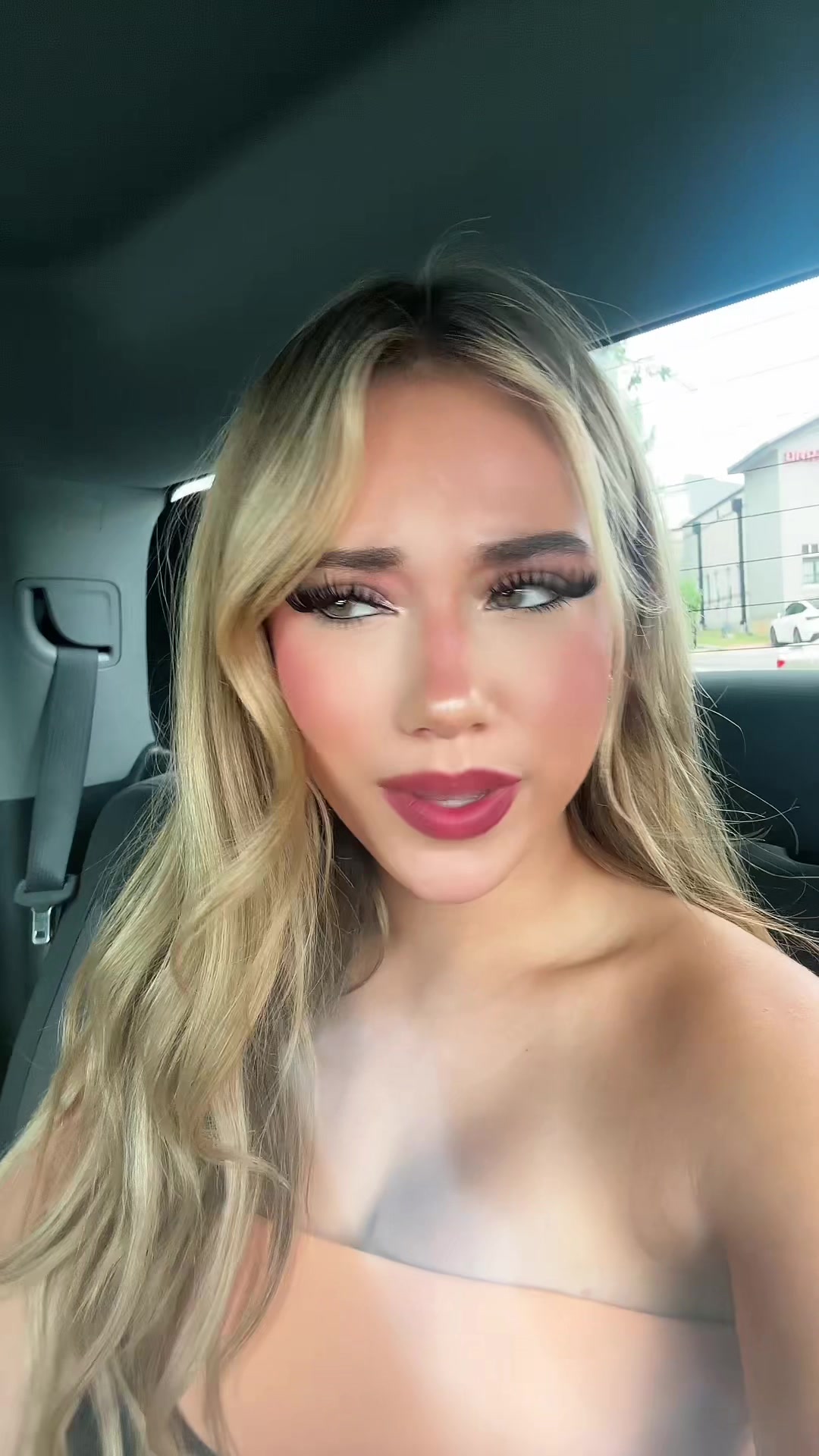 @mena.lux.delamatyr