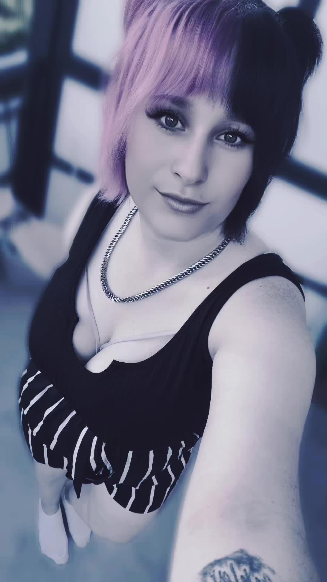 @🦋x_ Girlii_x🦋