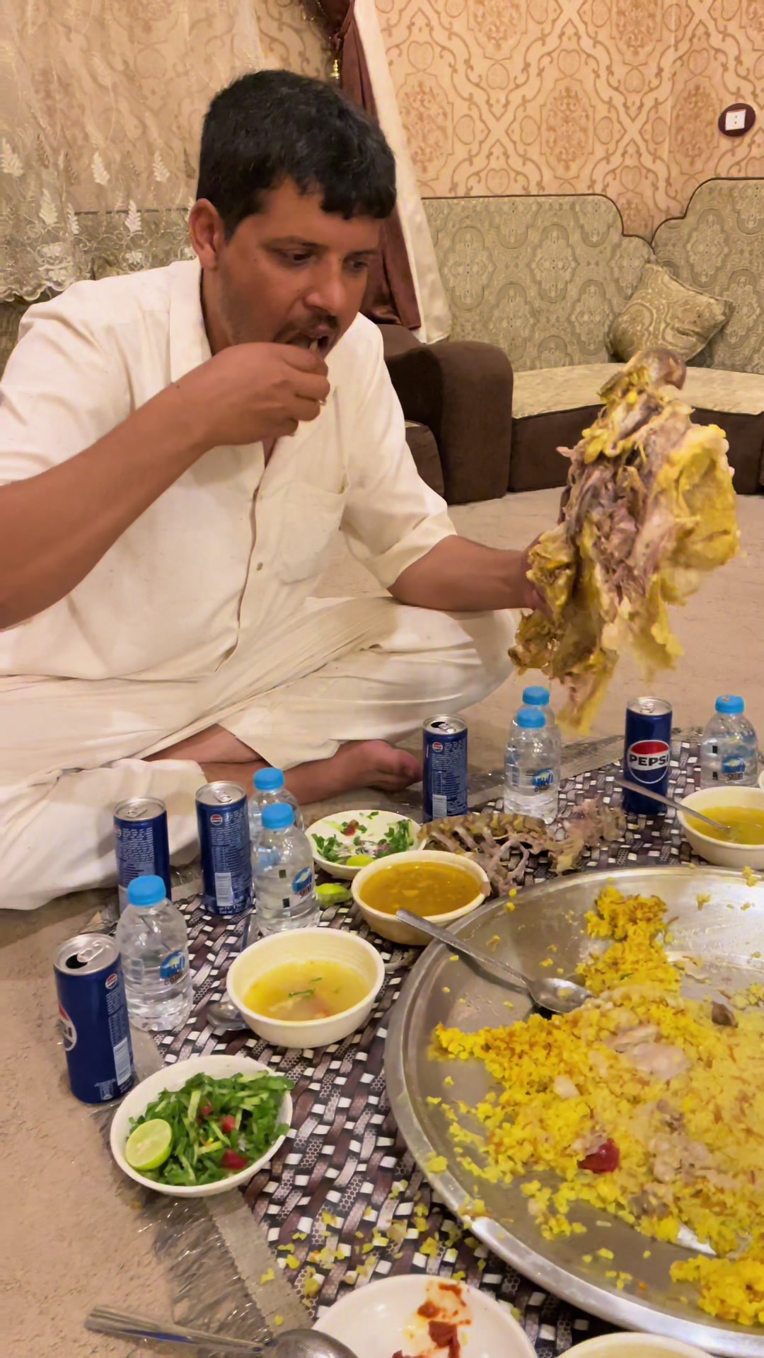 @حكيم عياد المغواري