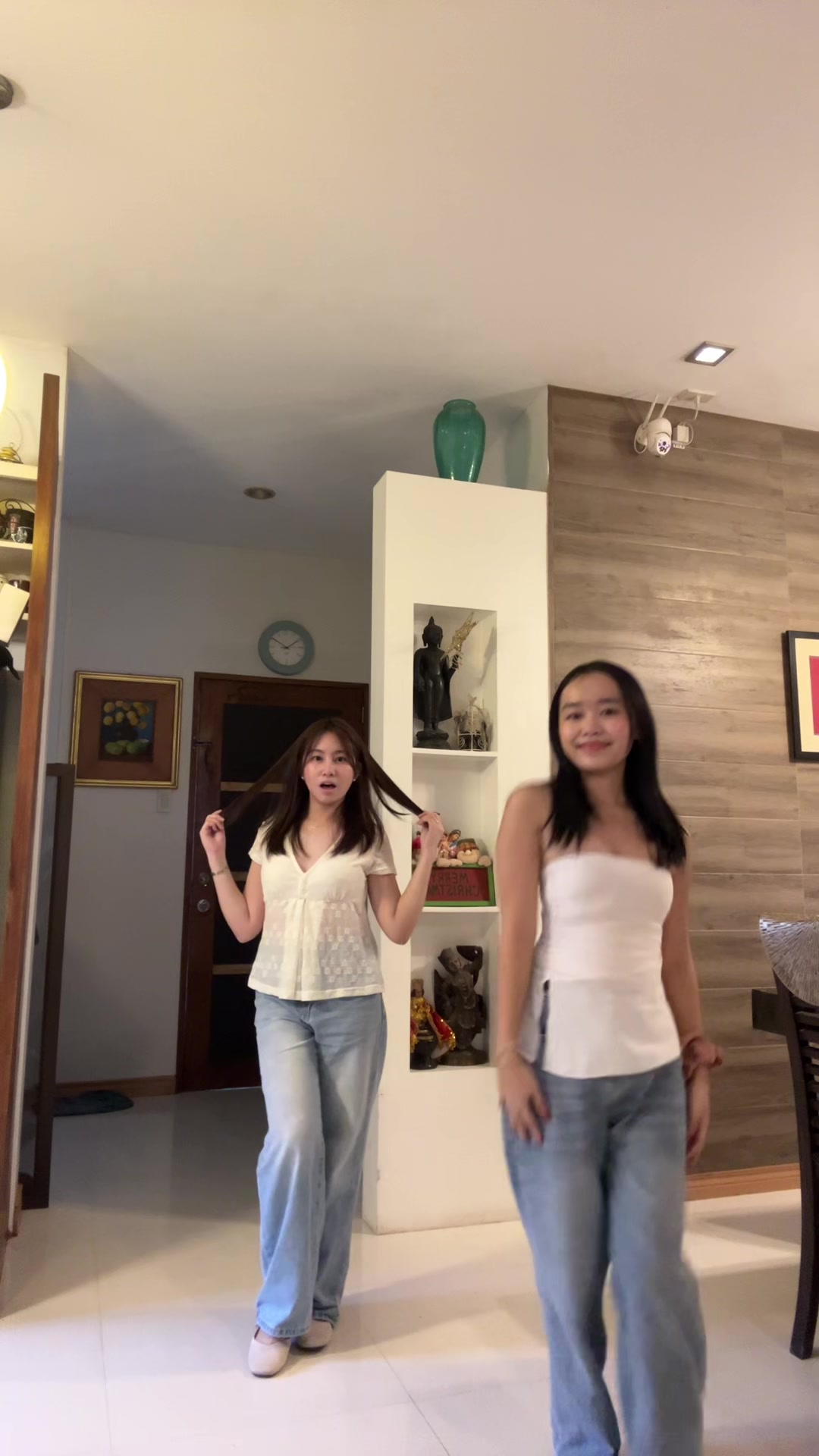 @ysabel