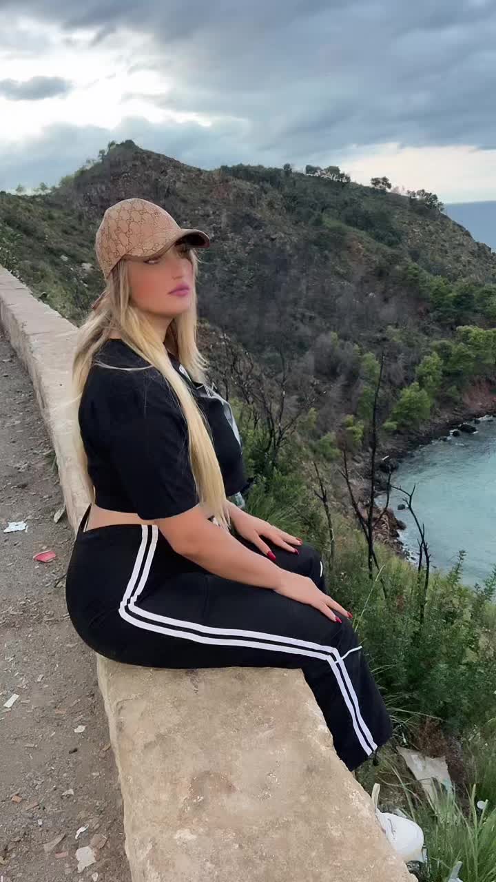 @🇩🇿Tiffany_Queen👑