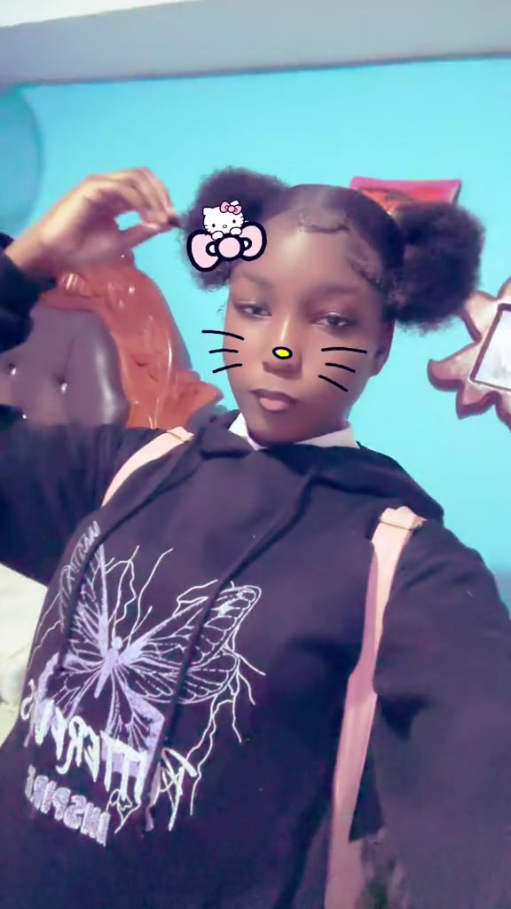 @4ce 🐇🤬.