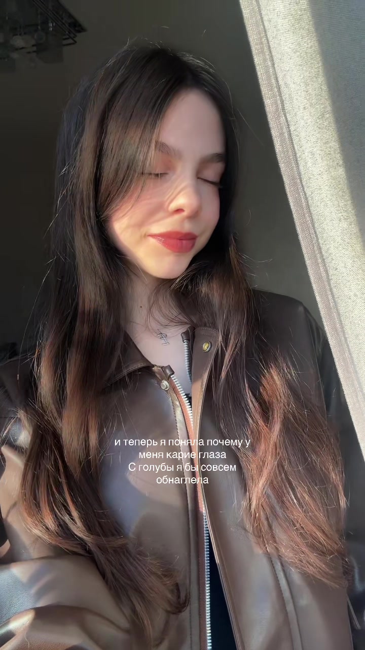 @Eseniaa