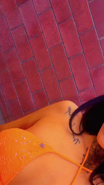 @laleonax3