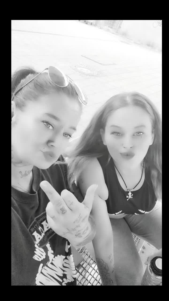 @Angy_187