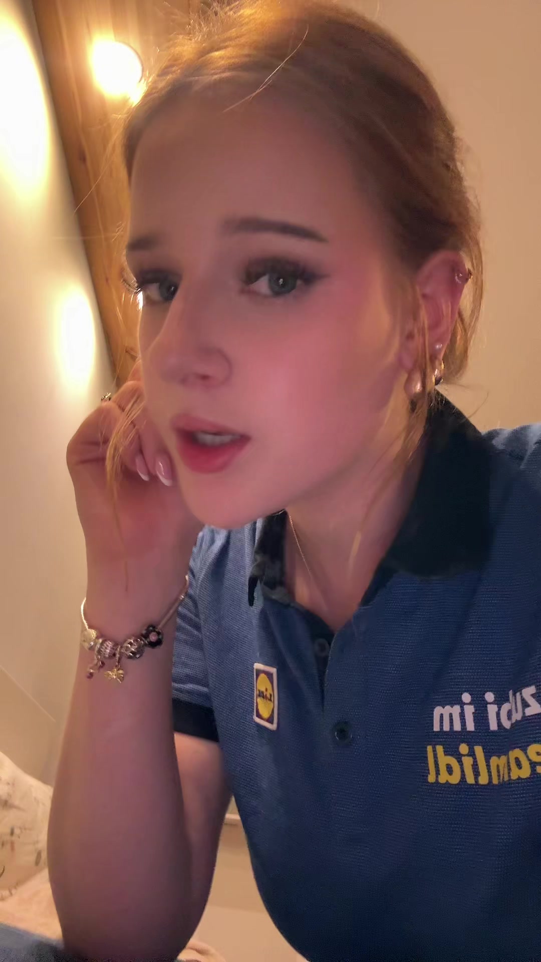 @Emily🪽