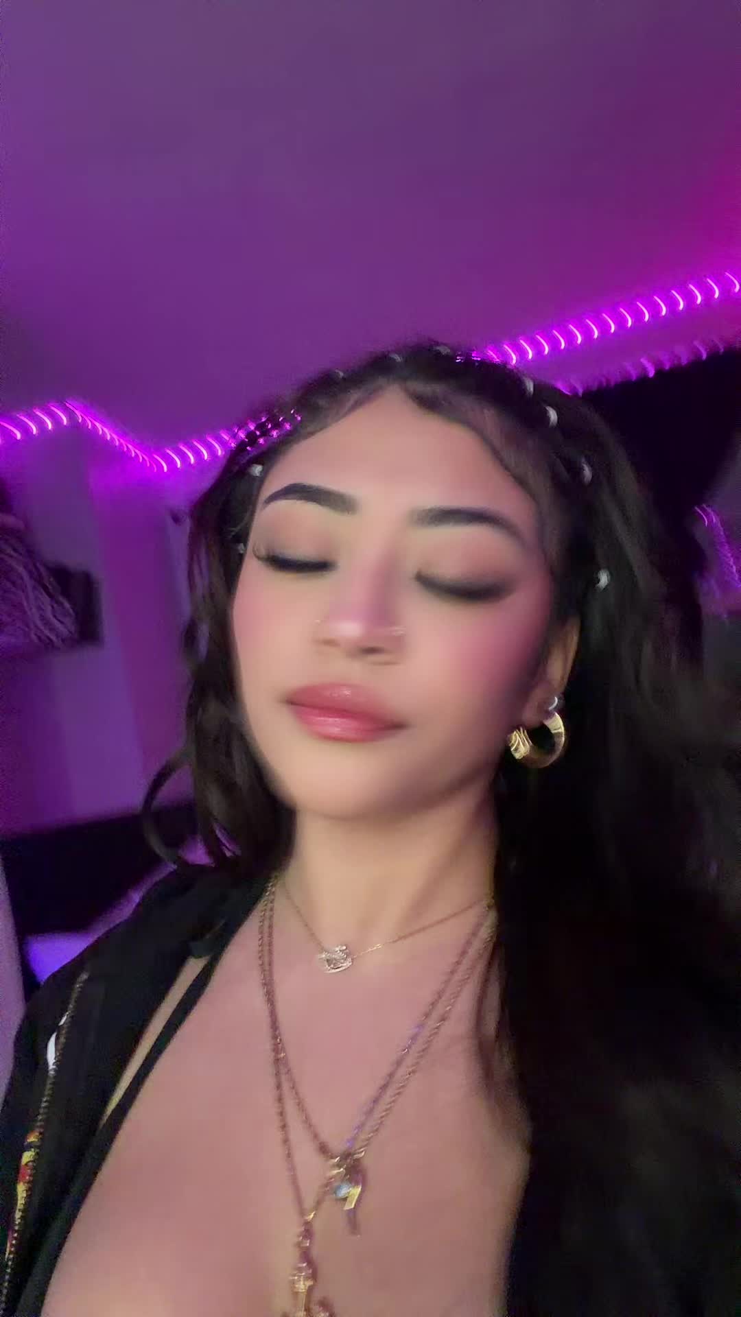 @dayanna