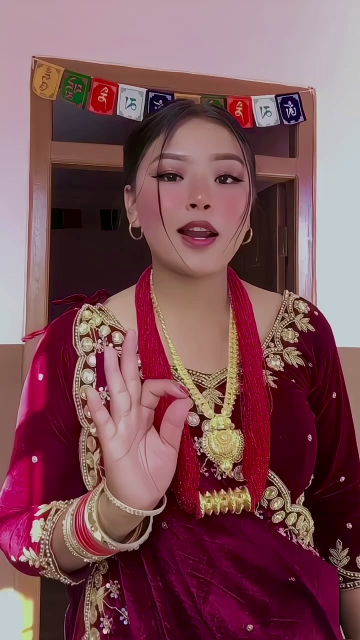 @Anju Theeng waiba🌙❤️🌼🦋