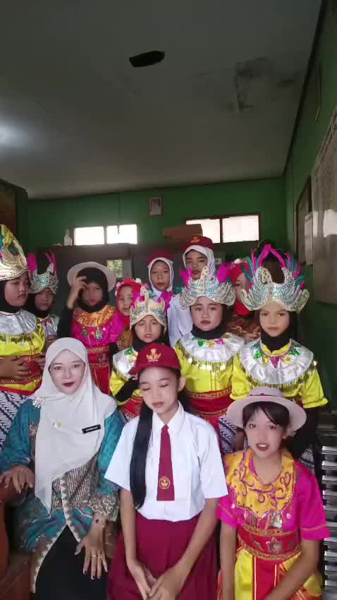 @Yuli_Istri