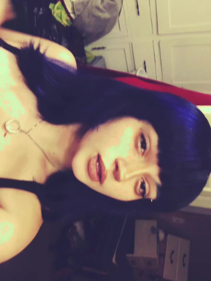 @yourlatina568