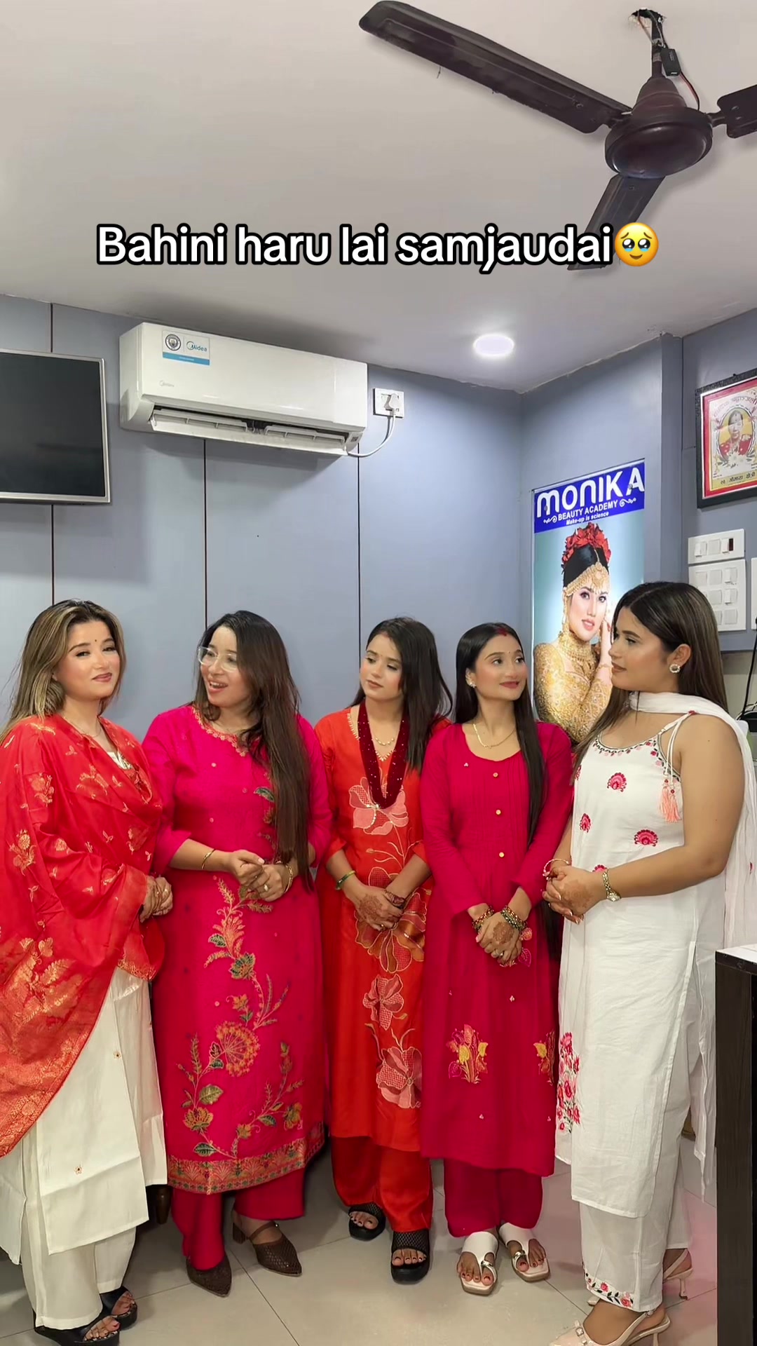 @Monika Unisex Salon & Academy