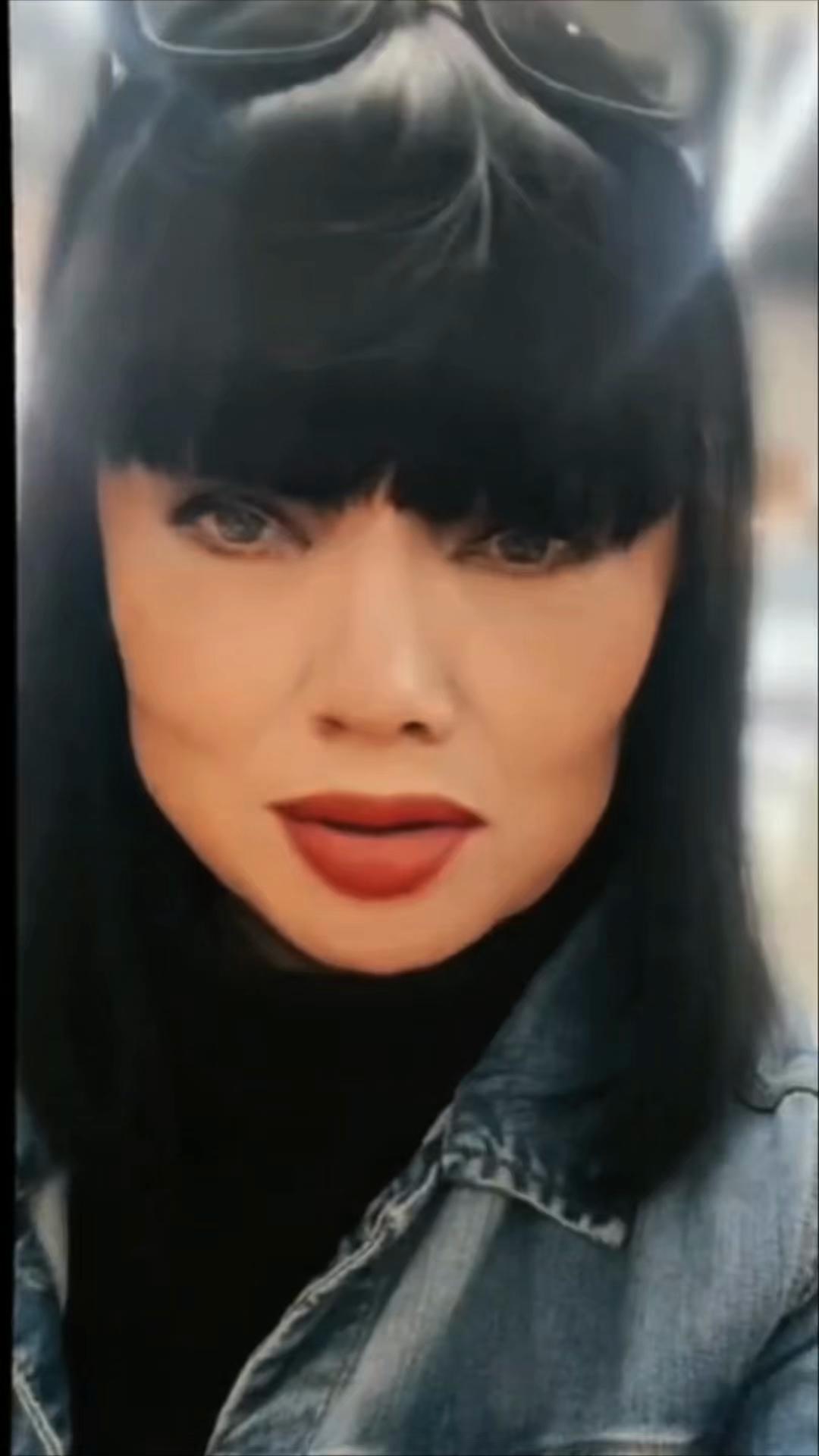 @Valentina09