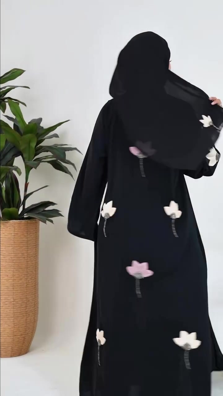 @ازياء ملكة الخليج