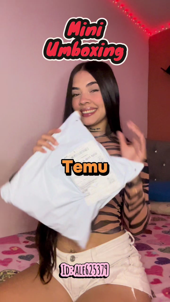 @𝓥𝓮𝓷𝓾𝓼𝓵𝓸𝓿𝓮𝓮