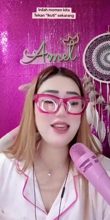 @icha.Laura