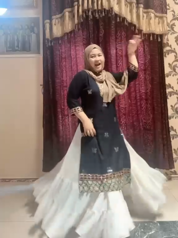 @Kelas Tari Bollywood