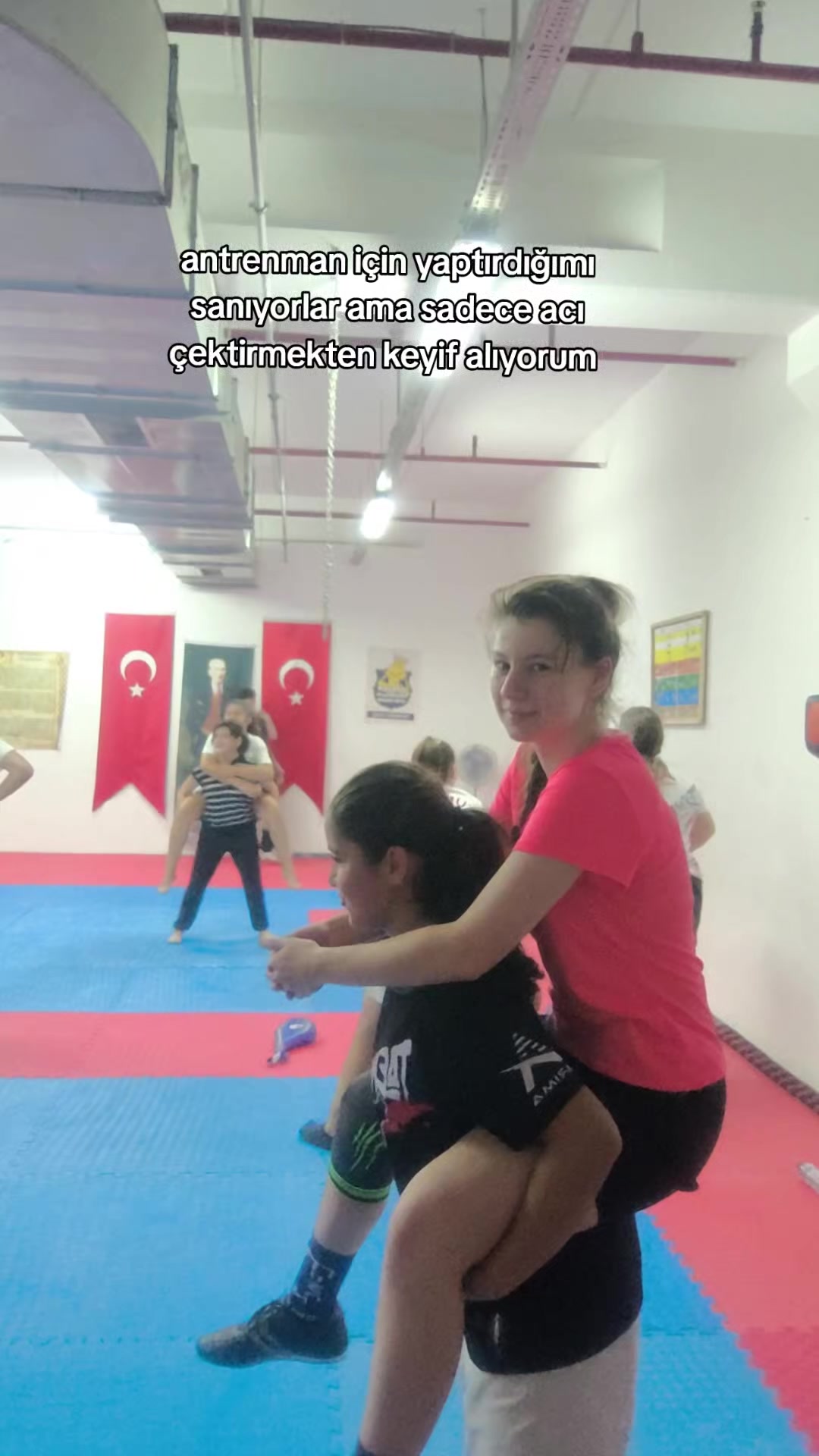 @Tuğçenaz