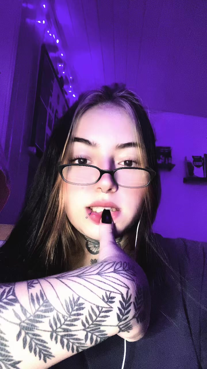 @lauren
