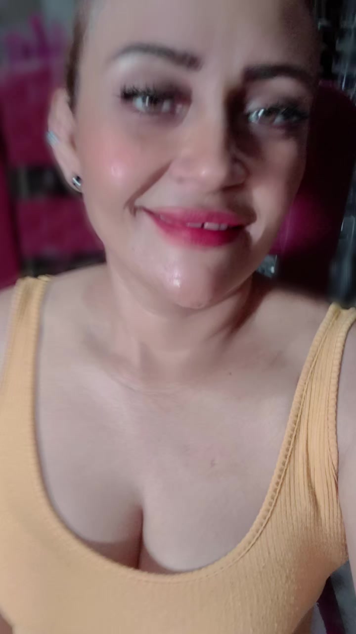 @Fernández