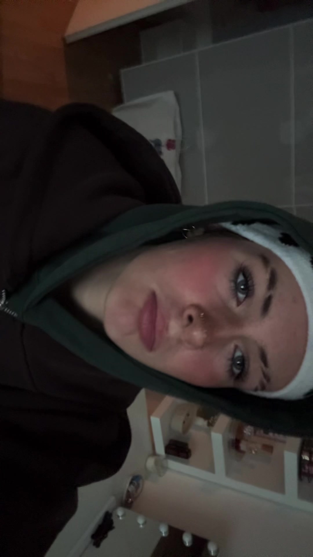@lilly.hat.ein.schaden