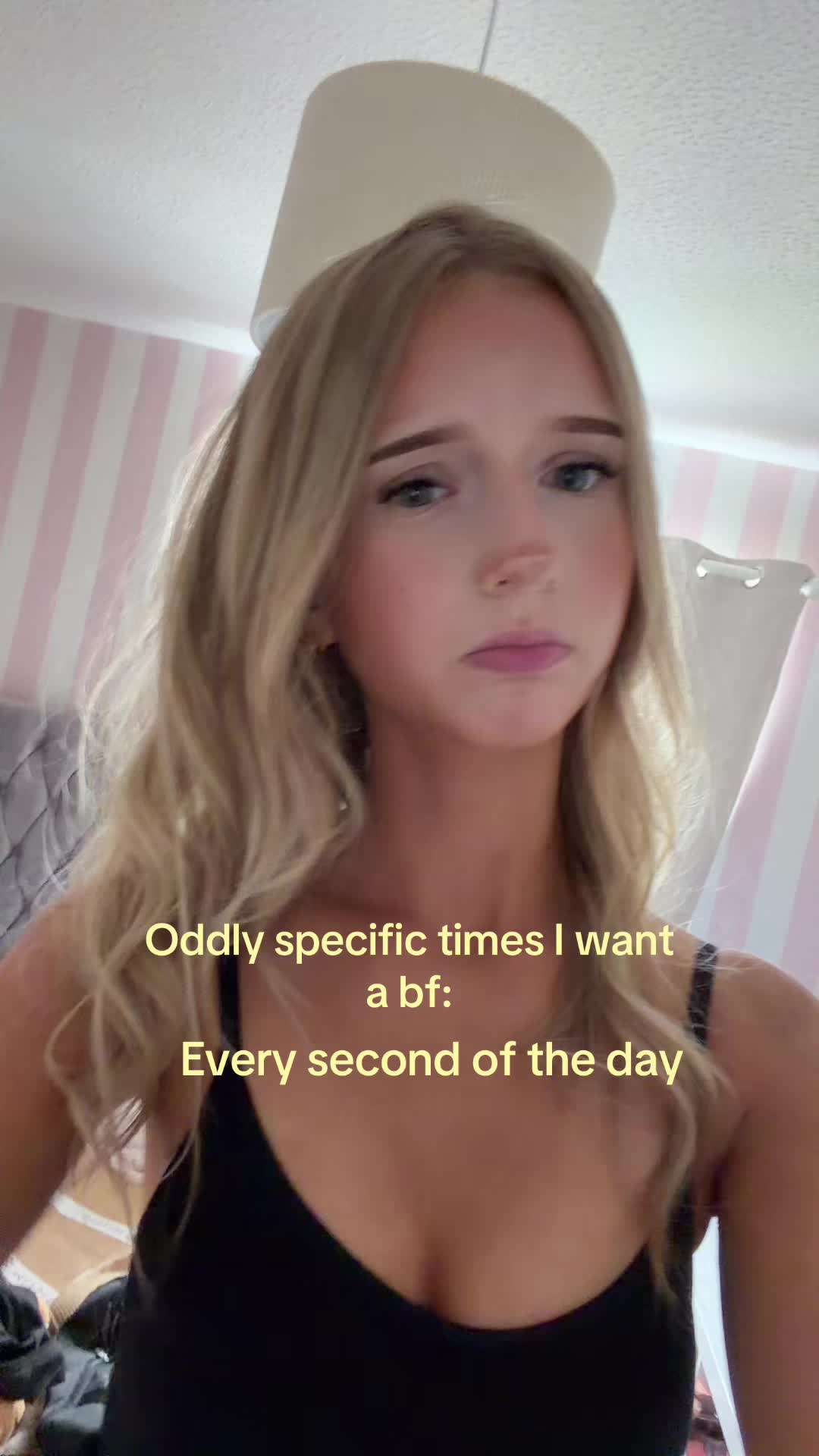 @𝓁𝒶𝓊𝓇𝒶🪽🧁