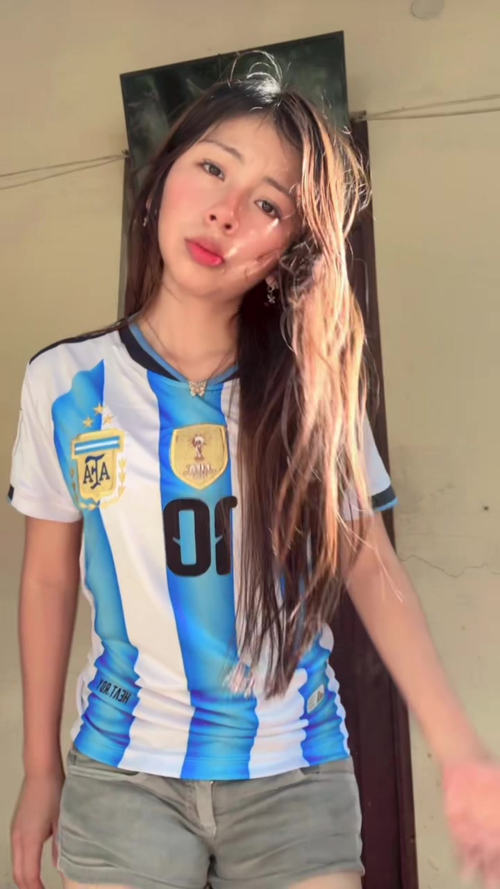 @Kirralin