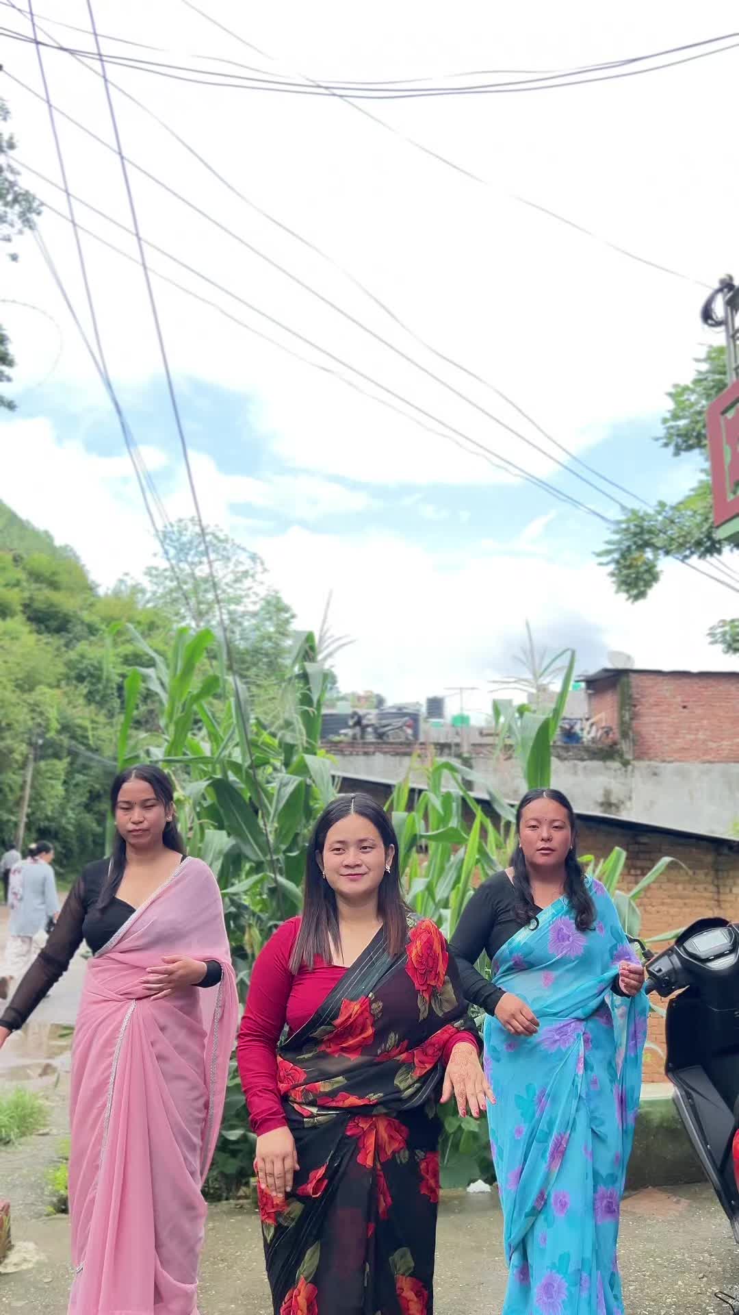 @ᥫ᭡ रबिना आले मगर ᥫ᭡
