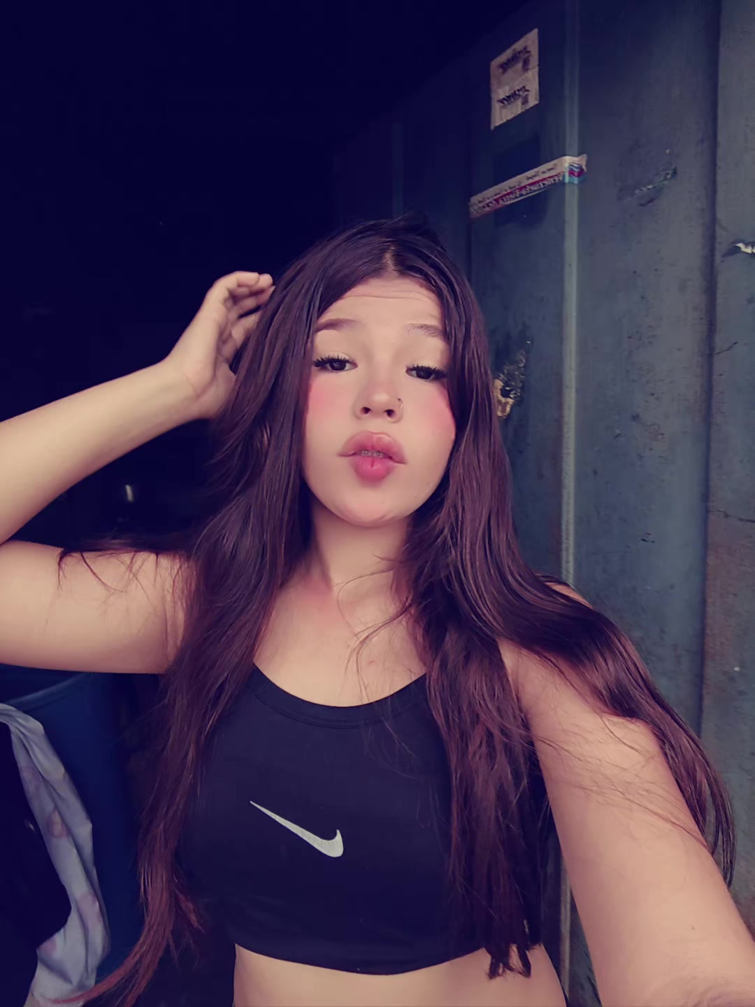 @..