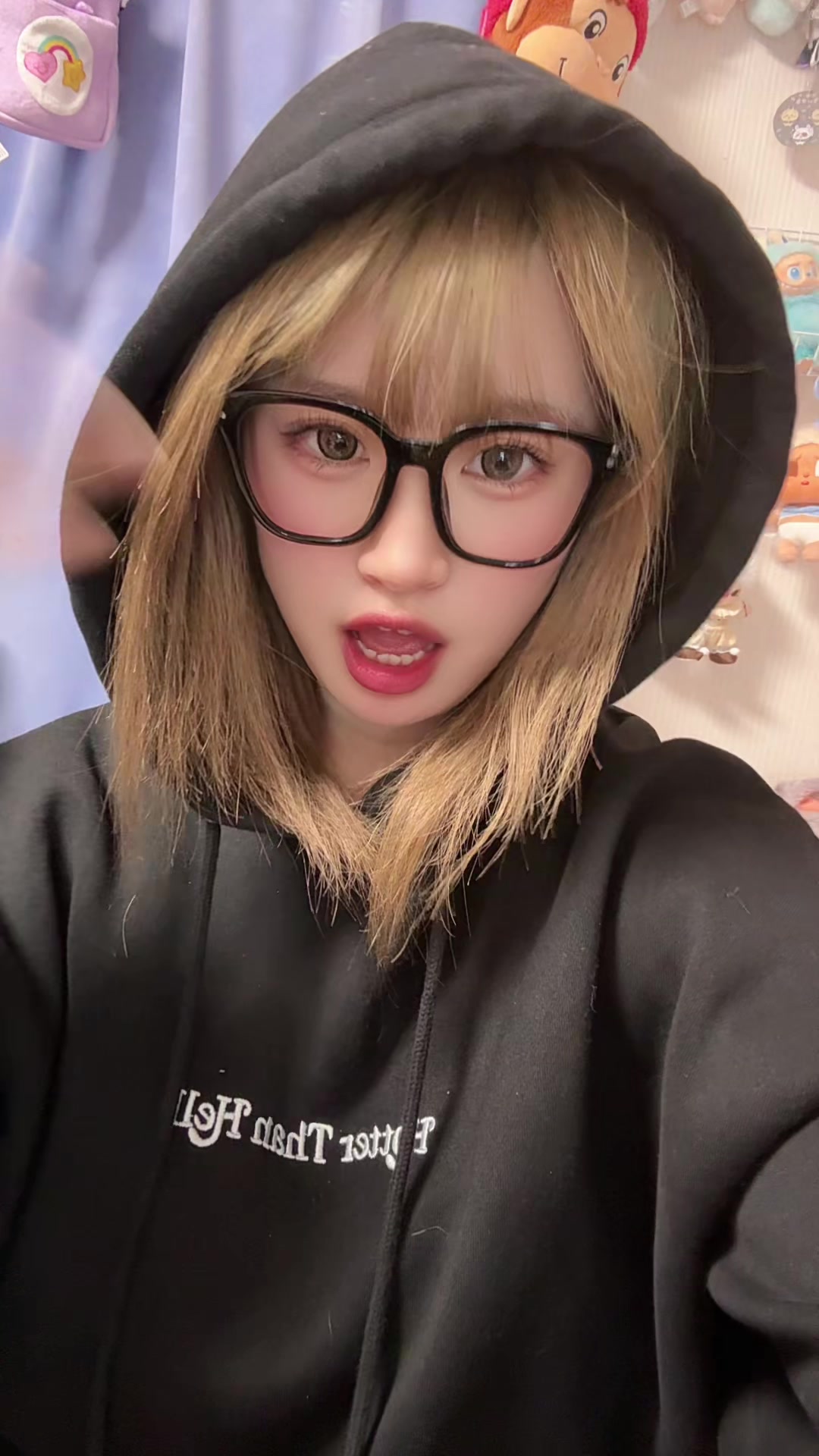 @花恋🧸🥀