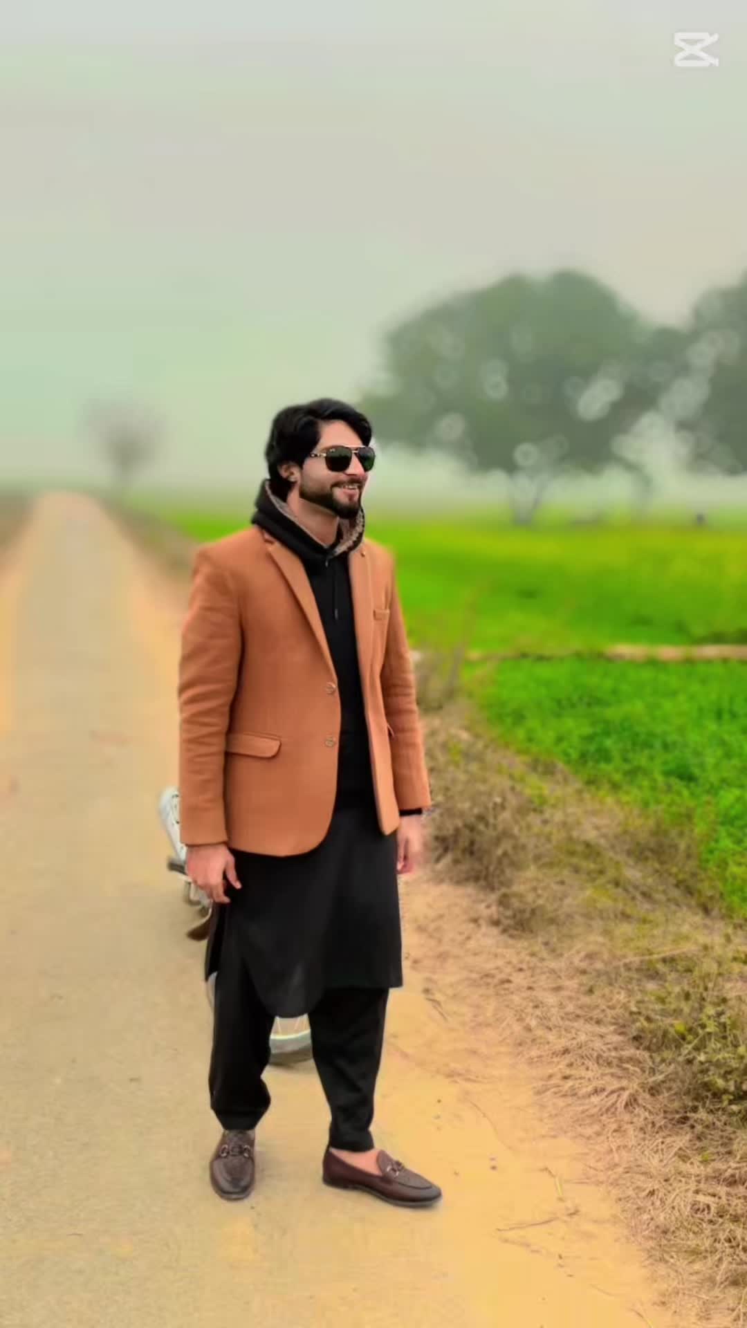 @حسنین گجرات آلہ✌️