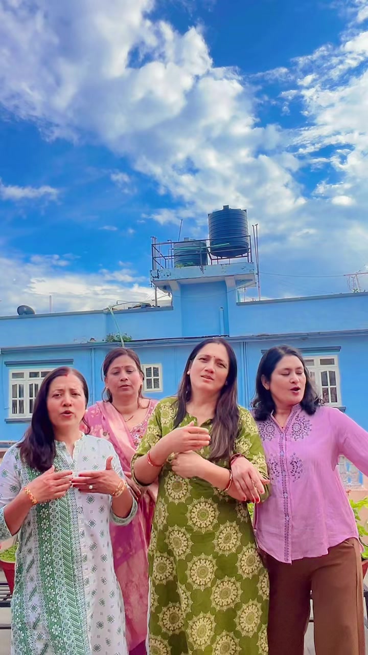 @santoshi_khadka