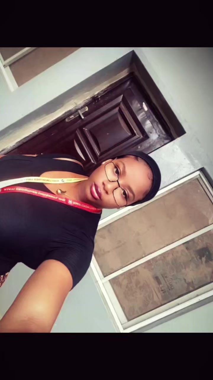 @This_is_simi💕