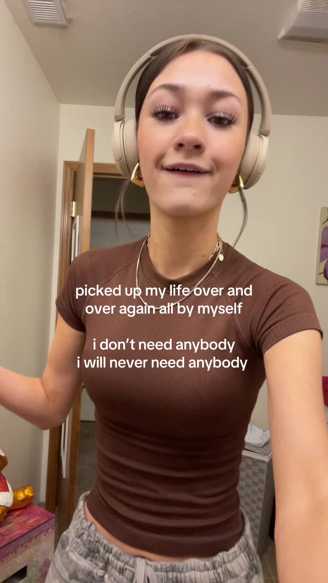 @❦