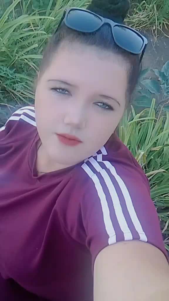 @не твоя 💔&hearts;️