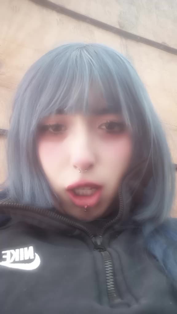 @Nina