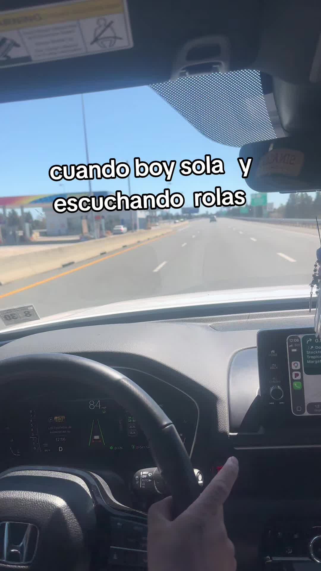 @claudiamenez18