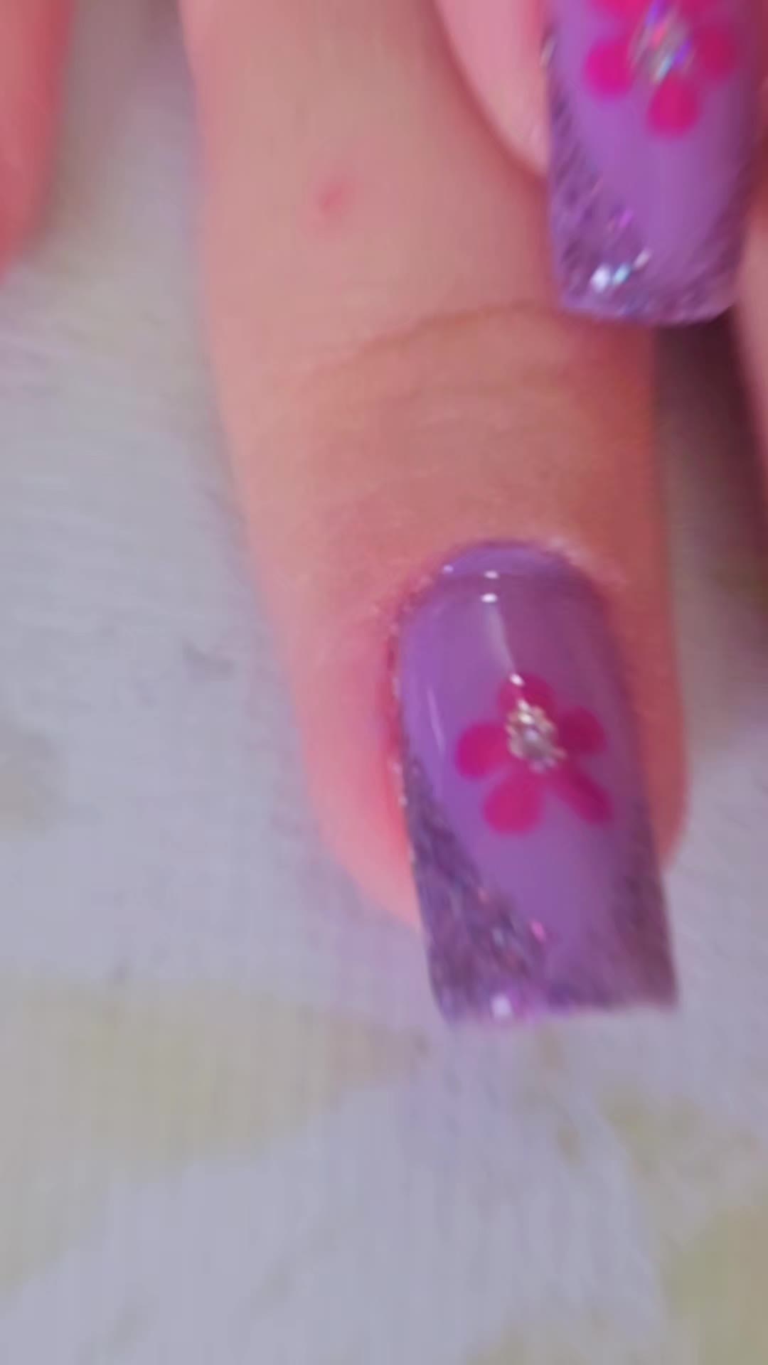 @giovynails84
