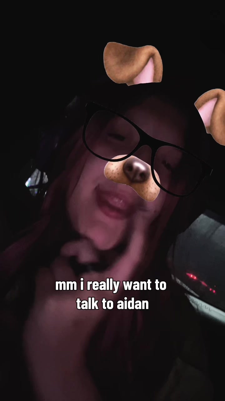 @zoeyy🧸ྀི🤍
