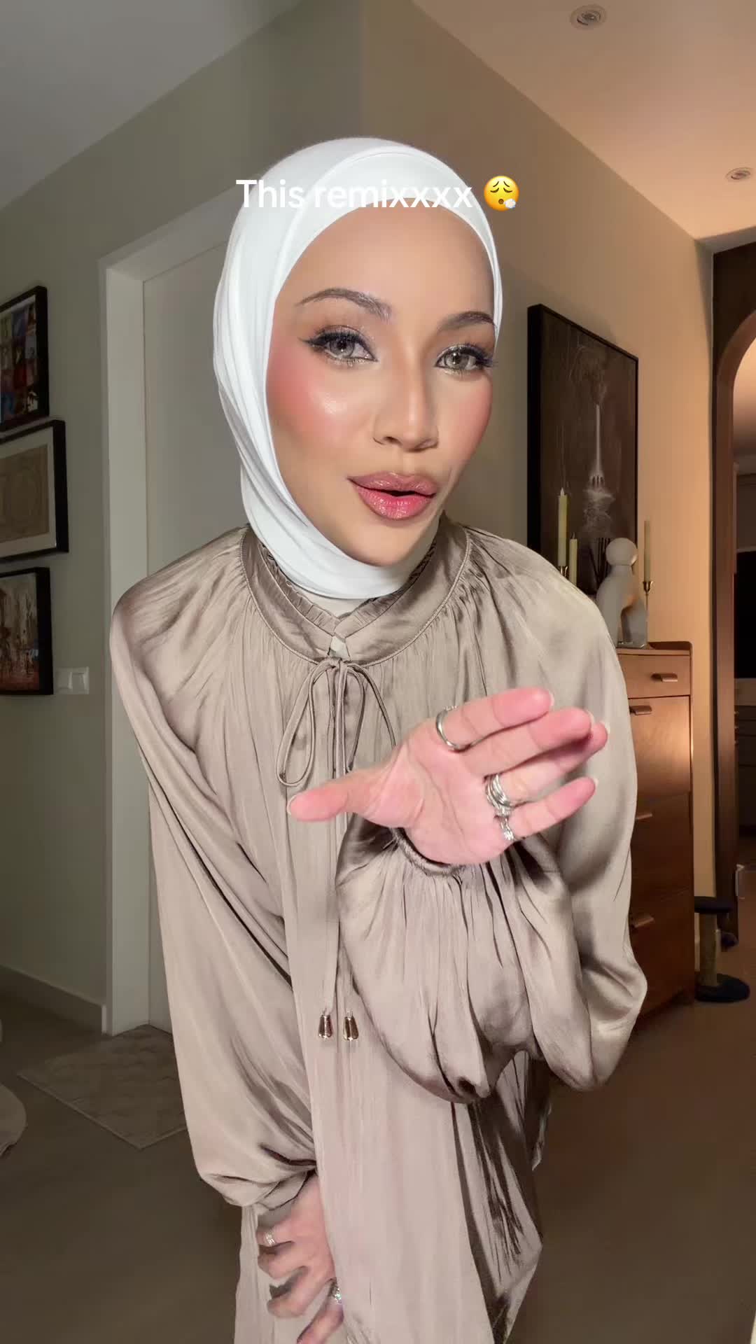 @Khainina Khalil