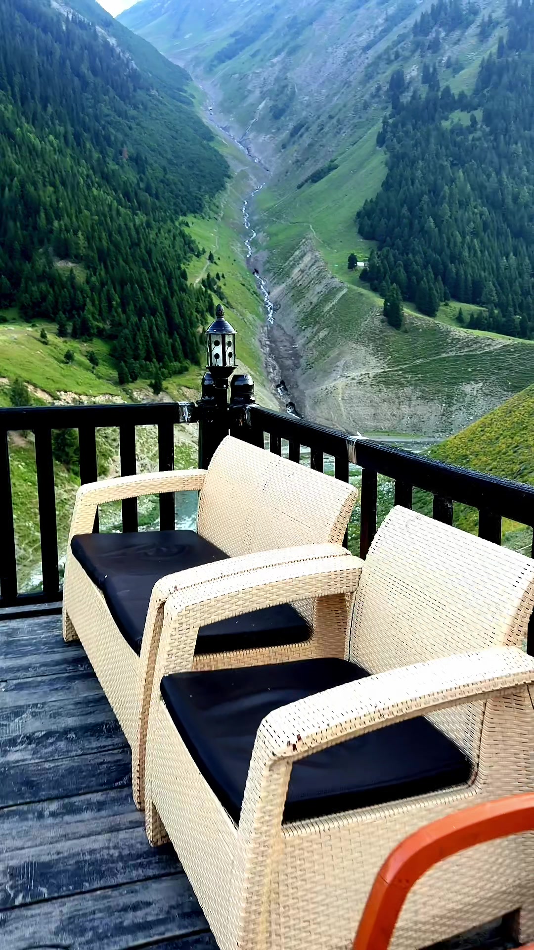 @travelwithbilal