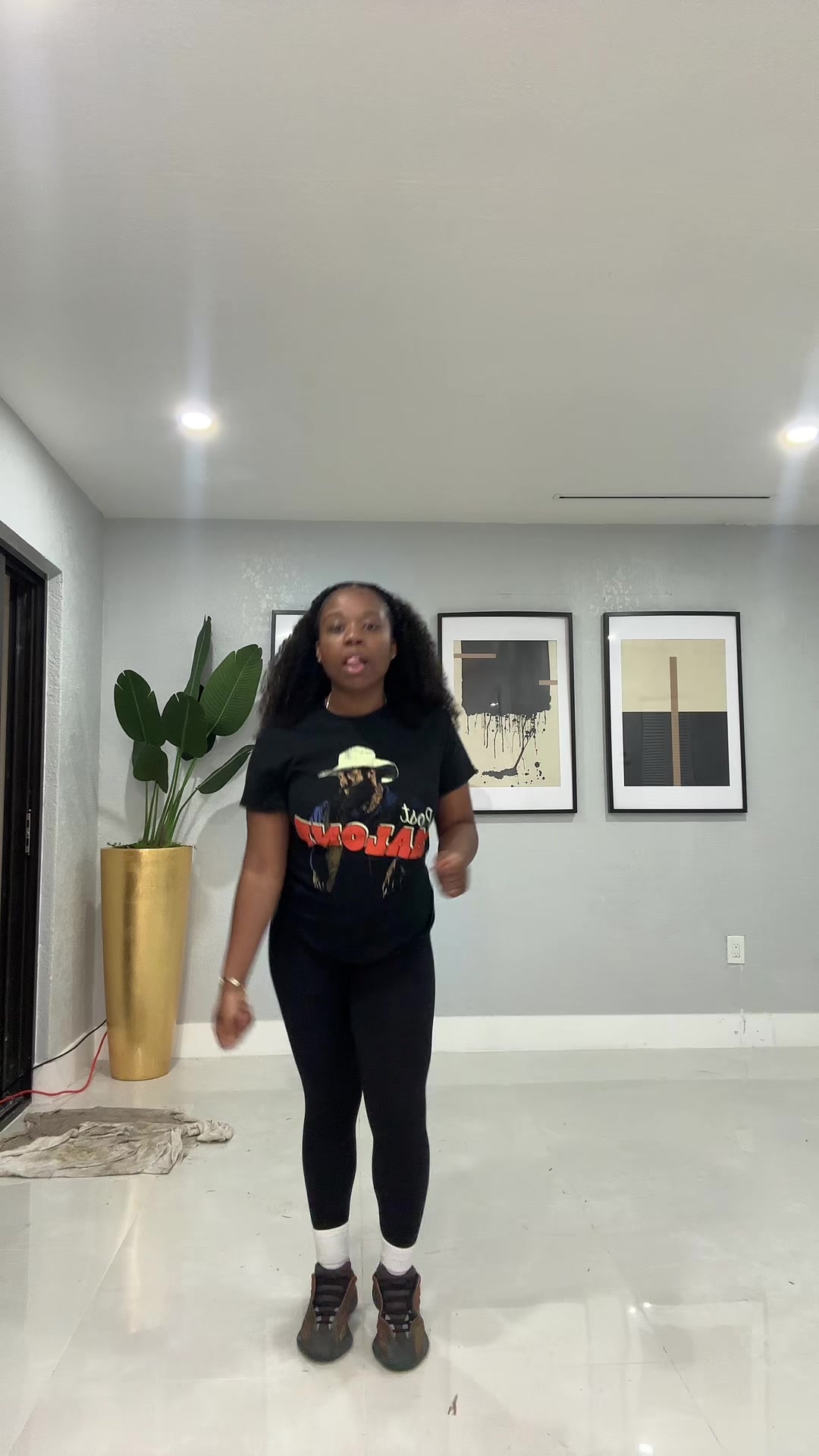 @_vaniq