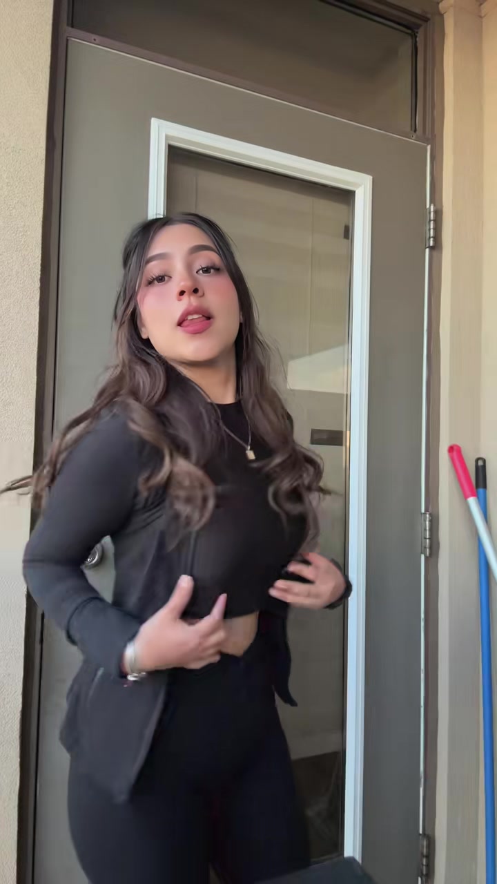 @Elisa Yurit