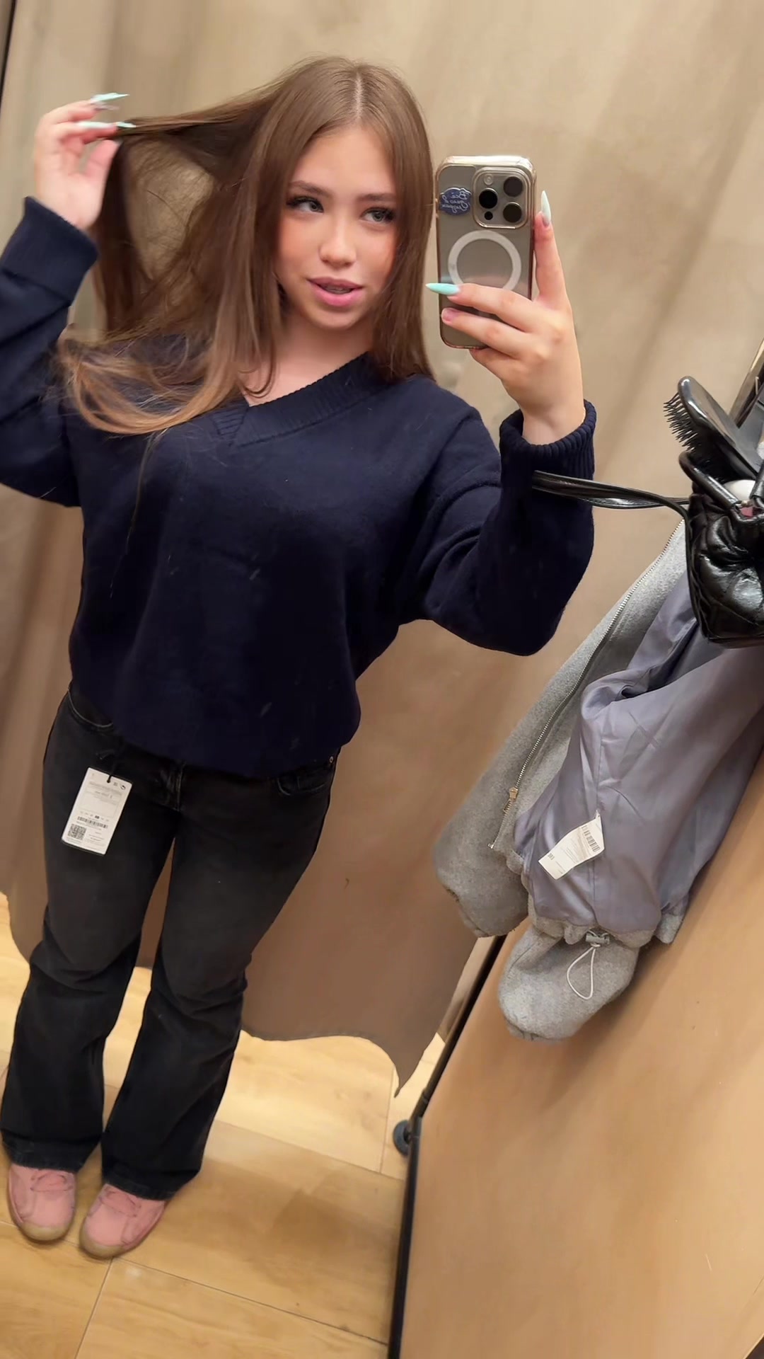 @Лемурова