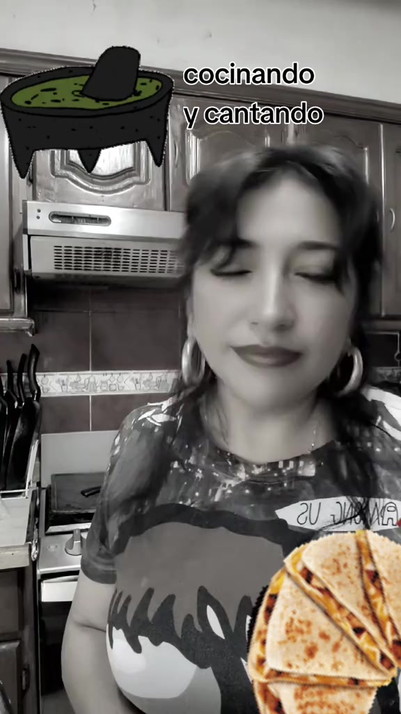 @elvirita la pueblerina