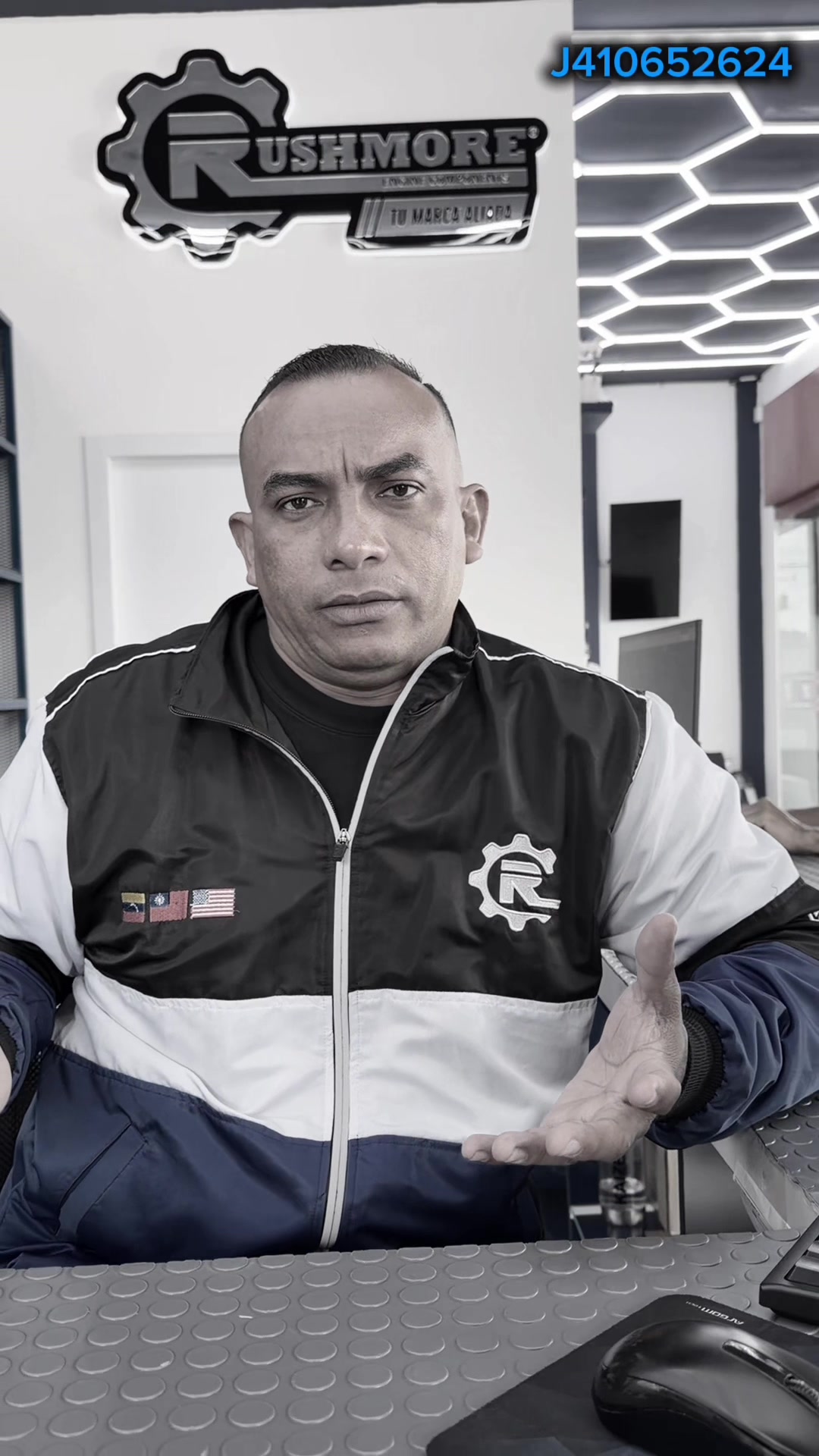 @Víctor Aponte