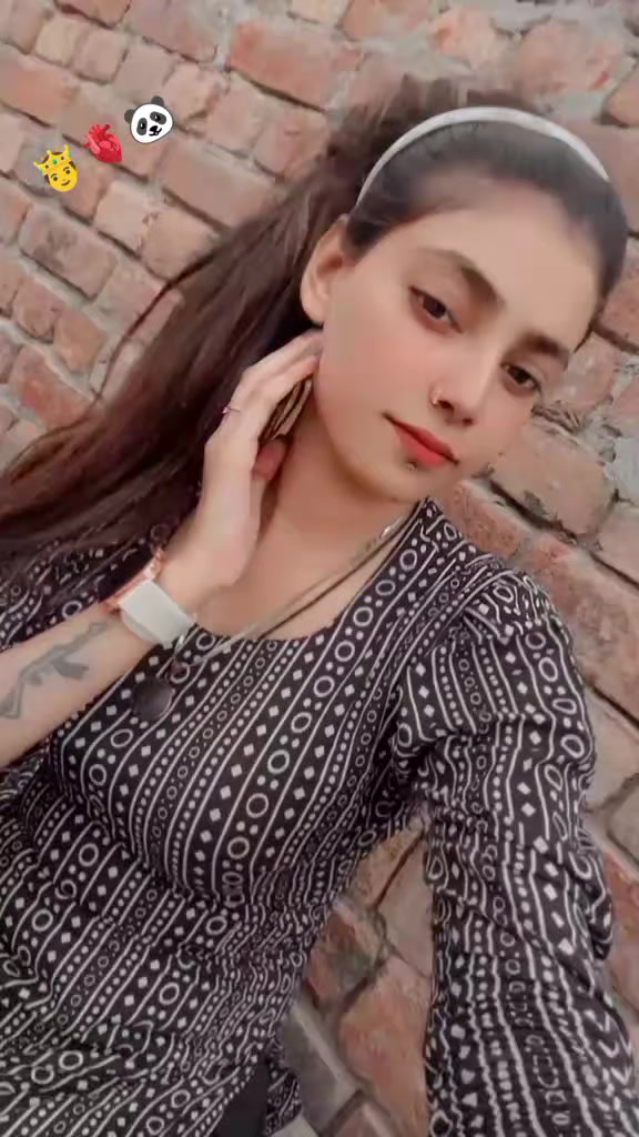 @🐼Gudiya Rajput👑